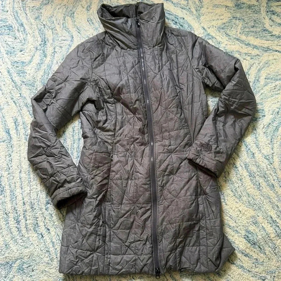 The North Face Woman Trendy Mid-length Down Jacket Silver Grey S - Picture 1 of 5